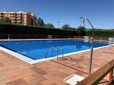 Las piscinas de verano del Luis Ocaña y de Tiradores abren este lunes 23 de junio